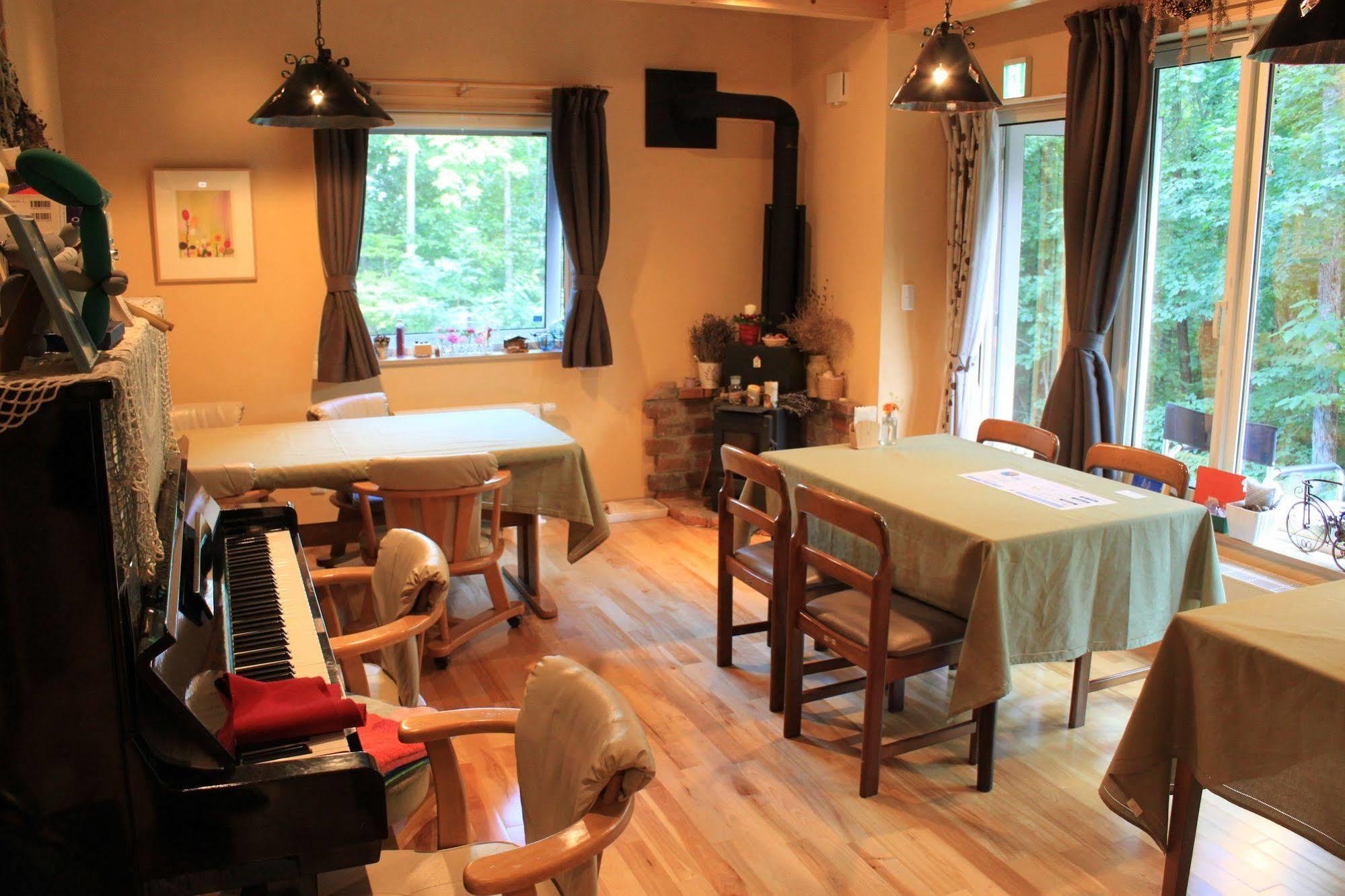 Ituka Furano E Guest House ภายนอก รูปภาพ